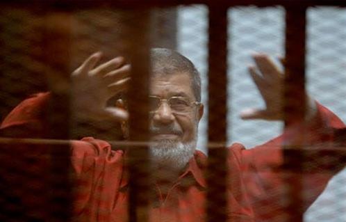 تأجيل محاكمة مرسى وآخرين فى قضية إهانة القضاء لأول أكتوبر 