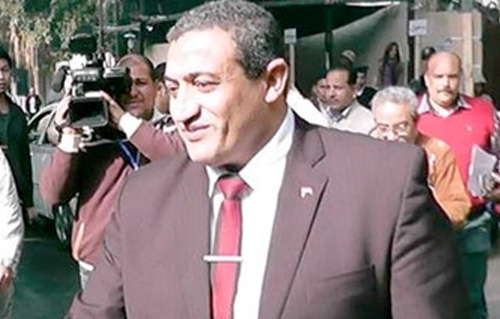 نائب محافظ القاهرة يفتتح غرفة عمليات حي روض الفرج