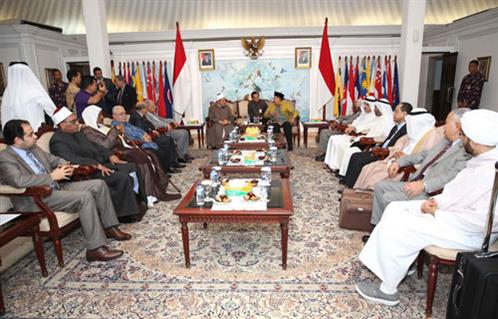 شيخ الأزهر يرأس اجتماع مجلس حكماء المسلمين في إندونيسيا 