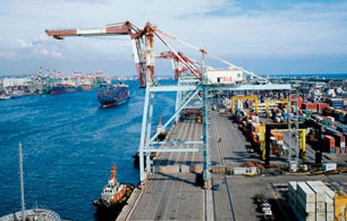 ميناء الإسكندرية يستقبل  ألف طن قمح 