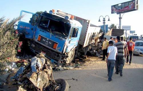 إصابة 7 مواطنين فى حادث تصادم أمام قرية كنج عثمان في مركز كفر الدوار -  بوابة الأهرام