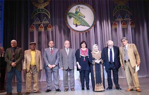 تكريم فاطمة عيد والجداوي ومحمود الجندي في افتتاح مهرجان دمنهور الدولي للفولكلور