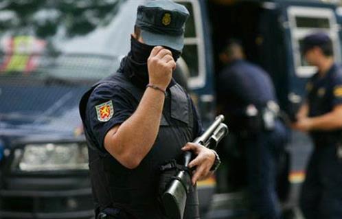 عصابة سرقات منازل لاعبي كرة القدم في قبضة الشرطة الإسبانية