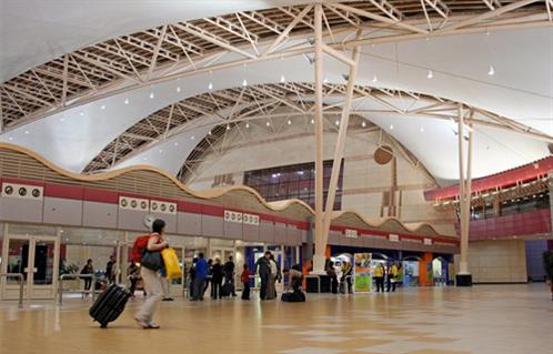 إنشاء ساحة جمركية بمطار شرم الشيخ لتسهيل إنهاء الإجراءات الجمركية على