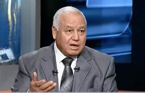 فليفل يطالب بتطوير وتنمية علاقات مصر الإفريقية