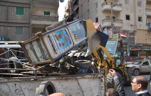 حملة موسعة لإزالة الإشغالات بسوق الحي العاشر بمدينة نصر