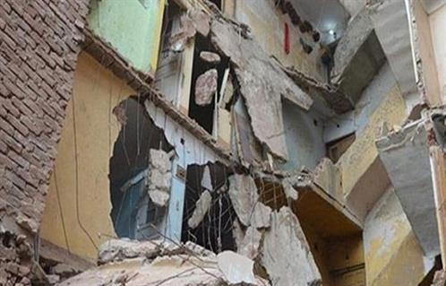 إصابة سيدة في انهيار أجزاء من عقار قديم في الإسكندرية
