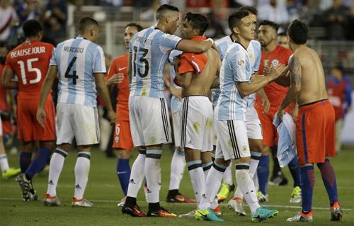 بدون ميسي التانجو الأرجنتيني يثأر لكبريائه بفوز مستحق على تشيلي في كوبا أمريكا