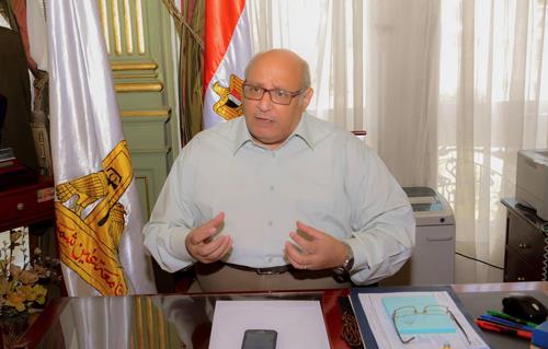 رئيس جامعة عين شمس حريصون على التكامل مع المؤسسات الاقتصادية لخدمة الاقتصاد المصري  