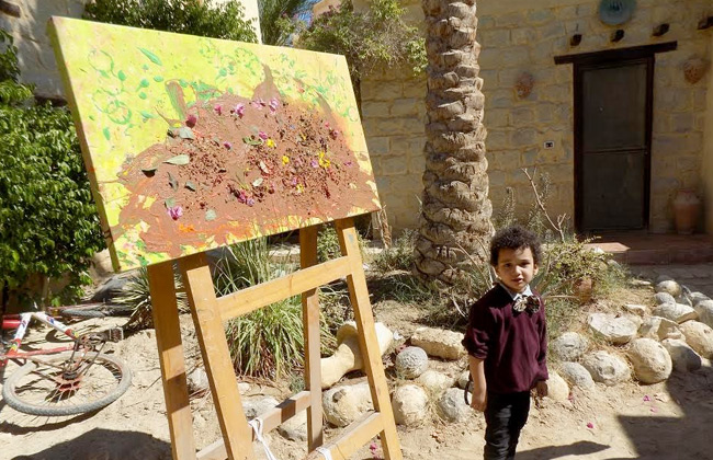 يبلغ من العمر  سنوات تعرف على حوار وزير التنمية المحلية مع ياسو في مهرجان تونس| صور