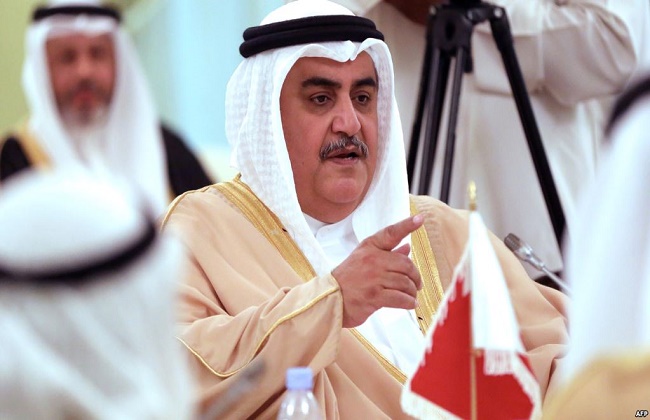 وزير خارجية البحرين يدعو لتجميد عضوية قطر في مجلس التعاون الخليجي