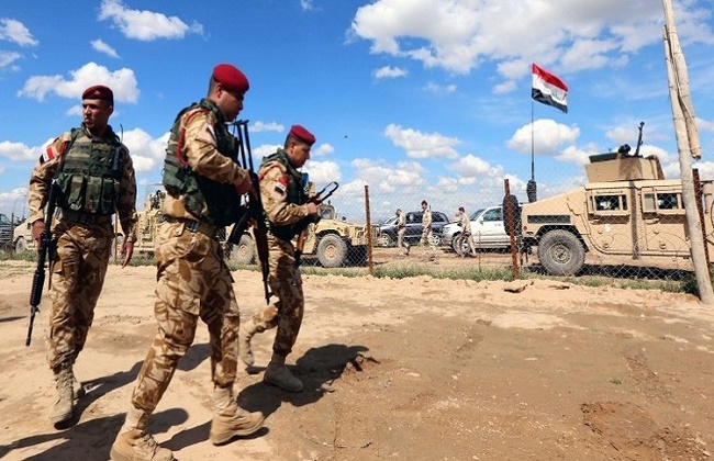 مقتل  جنود عراقيين واختطاف تاجري عملة بالموصل