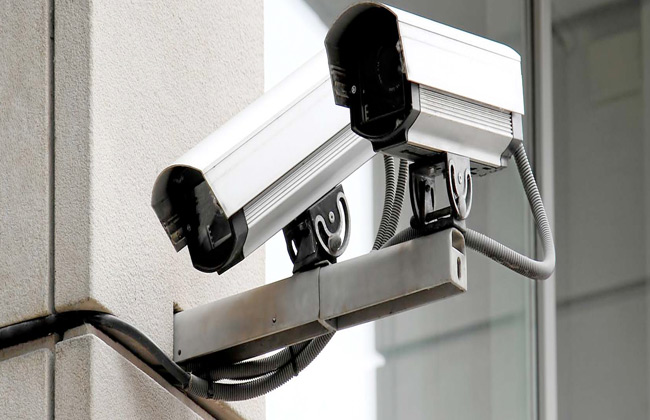 أهمية كاميرات المراقبة في كشف الجرائم
