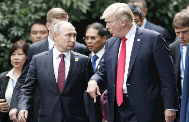 نيويورك تايمز مسئول روسي توسط لترتيب لقاء بين بوتين وترامب قبل الانتخابات الأمريكية