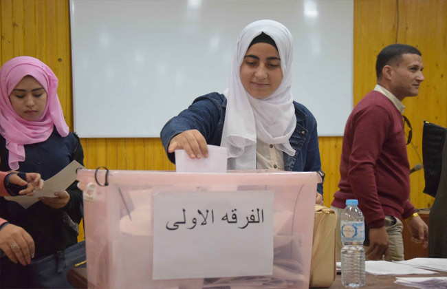 إعادة انتخابات الاتحادات الطلابية في  كلية بجامعة المنصورة غدًا