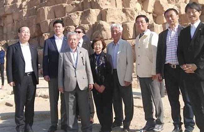 رئيس الشيوخ الياباني في زيارة لـخوفو ندعم مشروع الترميم المتميز 