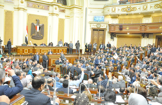 أزمة الباعة الجائلين بمحيط كنيسة في الغربية في طلب إحاطة بمحلية النواب