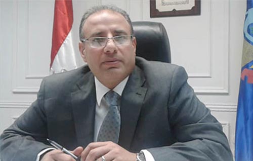 محافظ الإسكندرية يشدد على إعادة الإنضباط إلى الشوارع وإزالة إشغالات الطرق