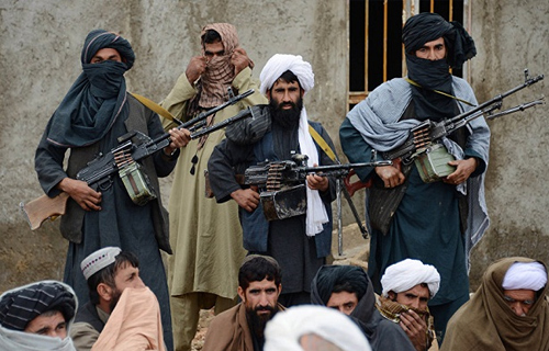 بيان غريب من زعيم طالبان المختبئ