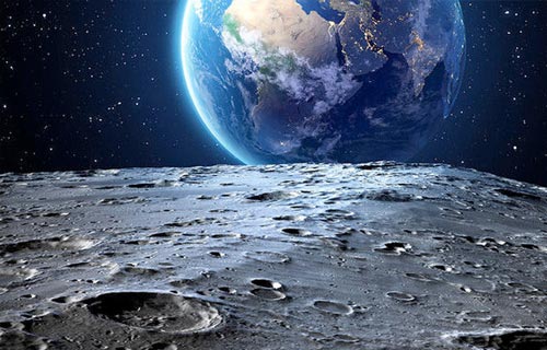 ترامب ينتقد هدف ناسا إرسال رواد فضاء إلى القمر بحلول 