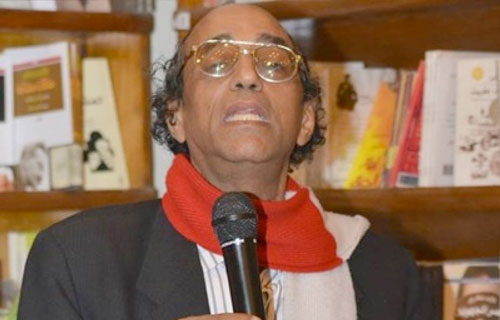 رحيل شاعر العامية طاهر البرنبالي بعد صراع مع المرض