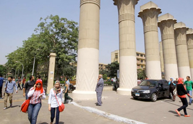 جامعة جنوب الوادي تنظم مؤتمر شباب الباحثين لتشجيع البحث العلمي وتطويره 