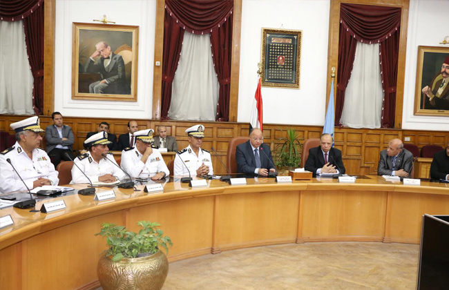 لليوم الثاني محافظ القاهرة يبحث مع مدير الأمن الإجراءات التنفيذية لاسترداد أراضي الدولة