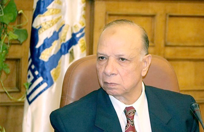 بتكلفة  مليون جنيه محافظ القاهرة إنشاء سوق التونسى الجديدة فى  شهرًا