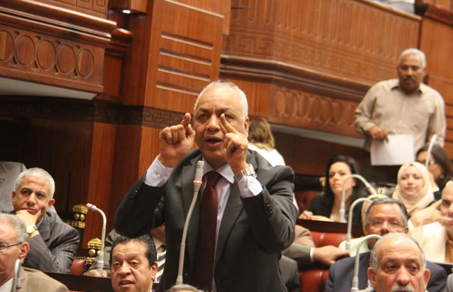 مصطفى بكري يطالب بجلسة طارئة للبرلمان لبحث ملف القدس