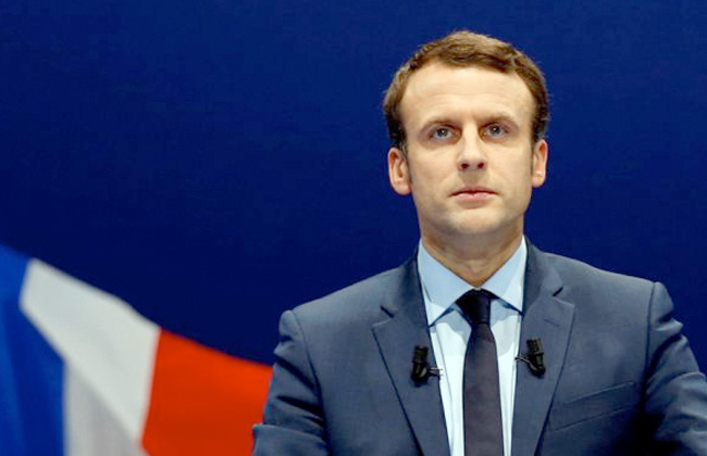 الرئيس الفرنسي إجراءات استرضاء المحتجين لن تؤثر على خطط الموازنة