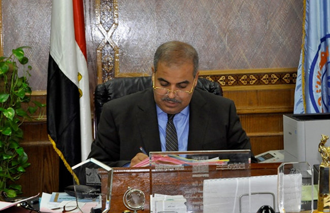 المحرصاوي يشكل لجنة لمراجعة الكتاب الجامعي ويعفي المتفوقين وغير القادرين من المصروفات