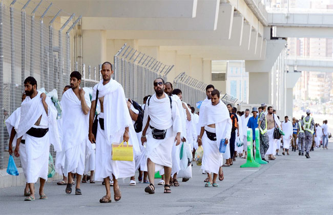 رفع درجة الاستعداد القصوى بميناء سفاجا لعودة  ألف و راكبًا من عمالة خدمة الحجاج