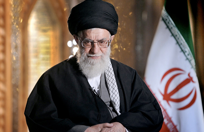 إيران تطالب بضمانات للبقاء في الاتفاق النووي وتدخل في مفاوضات مع دول أوروبية