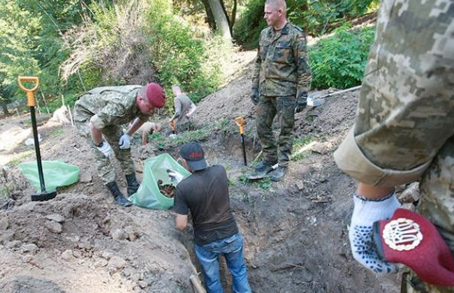 اكتشاف  مقبرة لجنود ألمان من الحرب العالمية الثانية بإستونيا