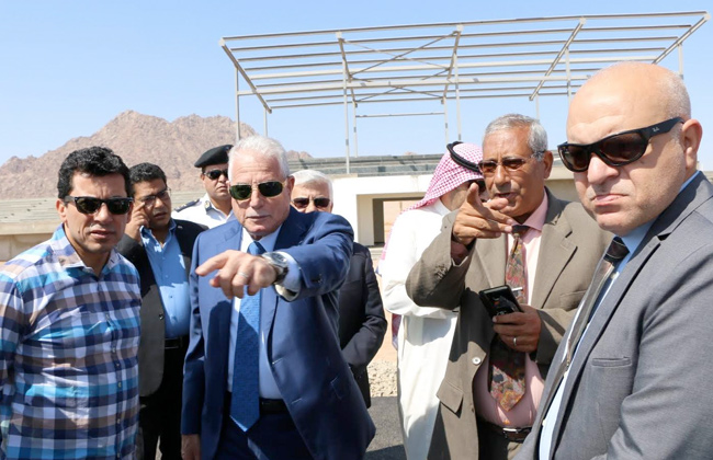 وزير الرياضة ومحافظ جنوب سيناء يتفقدان مضمار الهجن والمركز الدولي للمؤتمرات