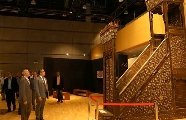 وزير الآثار يتفقد استعدادات المتحف القومي للحضارة بالفسطاط للافتتاح | صور