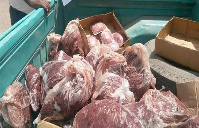 الزراعة تكثف حملاتها على محلات بيع اللحوم وتضبط  طنا غير صالحة للاستهلاك