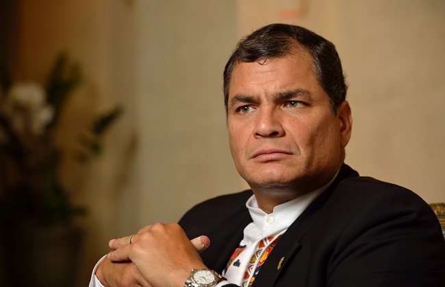 قاضية إكوادورية تأمر بمثول الرئيس السابق رفاييل كوريا أمام المحكمة