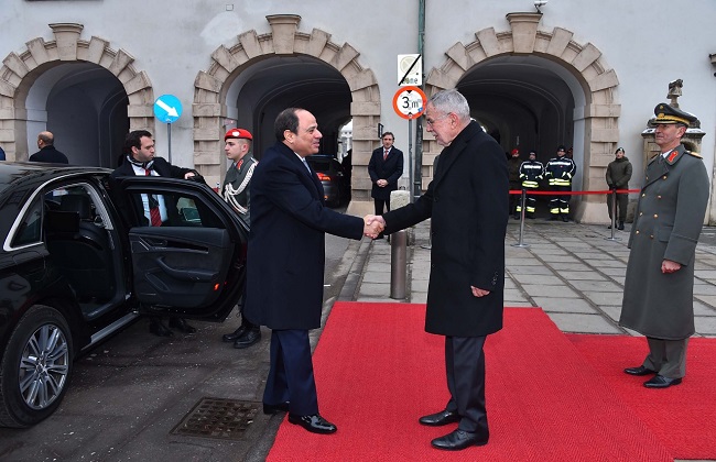 الرئيس السيسي يتوجه إلى البرلمان النمساوي ويبحث مع فولفاج عددا من القضايا الإقليمية والدولية 