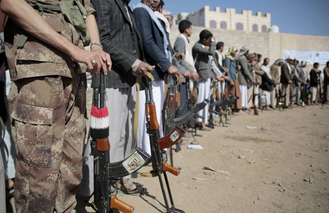 التحالف بقيادة السعودية باليمن يدعو إلى وقف فوري لإطلاق النار في عدن ويهدد باستخدام القوة