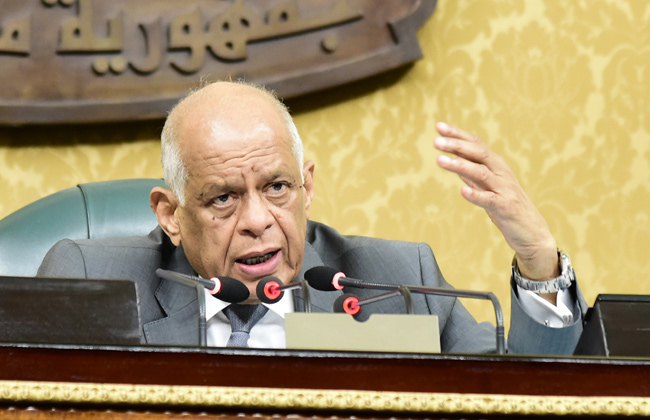 عبد العال يحيل قانون البوابين وتكريم الشهداء للجان البرلمانية