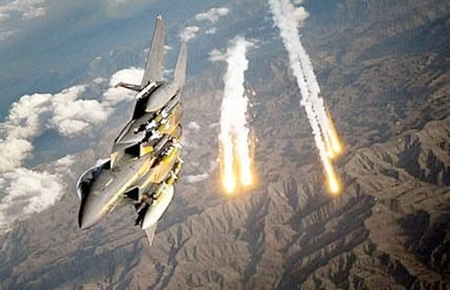 مقاتلات التحالف العربي تدمر منصة صواريخ باليستية بالقرب من مطار الحديدة وتقتل  حوثيين