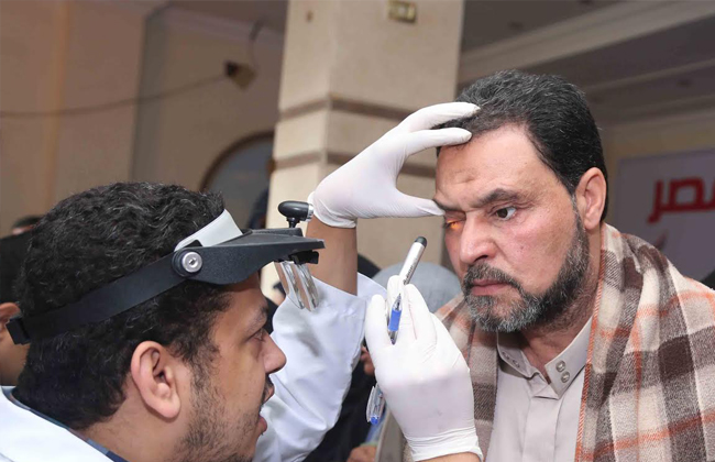 تحيا مصر يطلق قوافل لعلاج أمراض العيون لغير القادرين بكفرالشيخ  | صور 