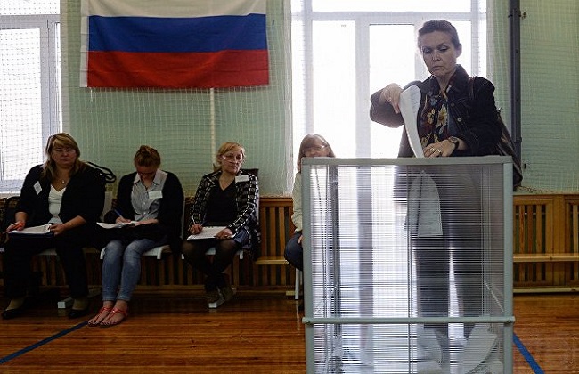 الروس يتوافدون للإدلاء بأصواتهم في الانتخابات الرئاسية بقنصلية الإسكندرية 