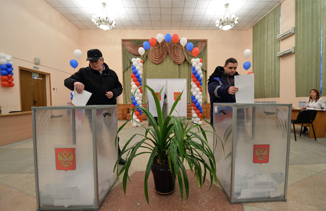 لجنة الانتخابات الروسية تدرس إجراء الانتخابات الرئاسية على مدار ثلاثة أيام