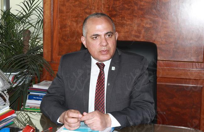 وزير الري يكلف بإعداد مخطط لتطوير الواجهات النيلية بطول النهر ويؤكد النيل ملك المصريين  