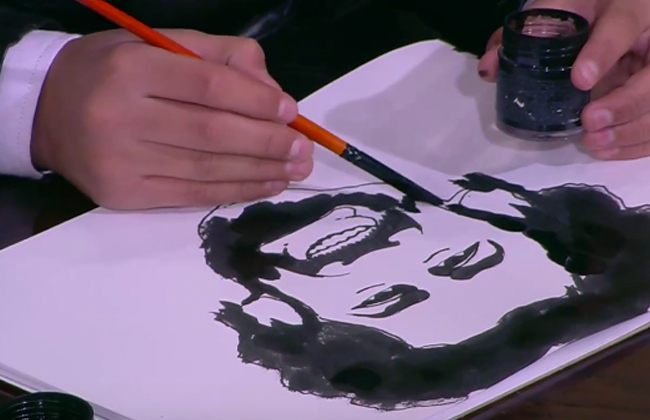 الطفل أيمن الخربتلي يبدع في رسم محمد صلاح على الهواء خلال ٥ دقائق 