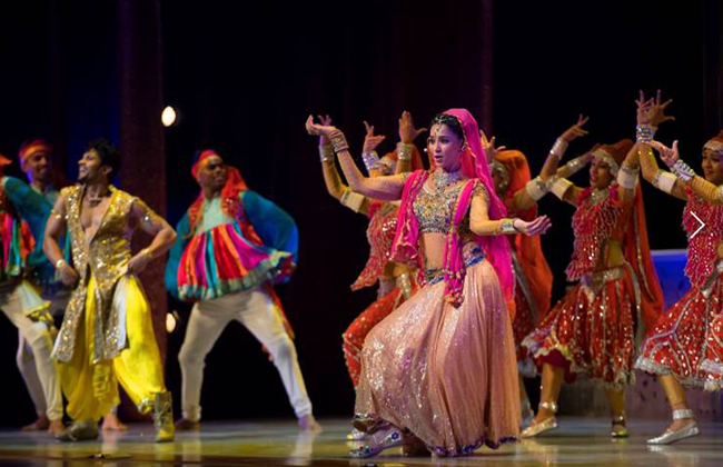 استعراض هندي يستقطب جمهور مهرجان أبوظبي للفنون 