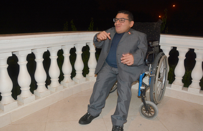 أحمد رأفت نطالب الحكومة بتنفيذ تعهداتها بتوظيف ذوي الاحتياجات الخاصة