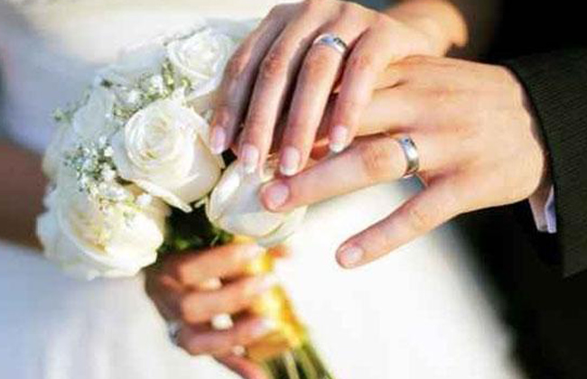 دراسة تكشف السن الأنسب لزواج مثالي يدوم
